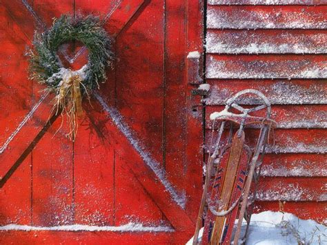 Whispering Christmas Dreams: Christmas Barn Pictures