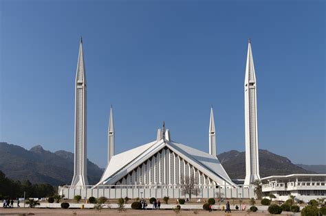 Postcard from Islamabad - Faisal Mosque — Gaynor Shaw Photography