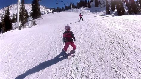 Learn to Ski (with Kids) - Lesson 4: Turning - YouTube