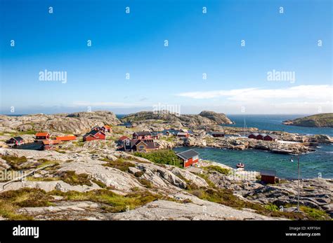 The Weather Islands, a clutch of bare-faced rocks in the Bohuslän Archipelago, West Sweden Stock ...