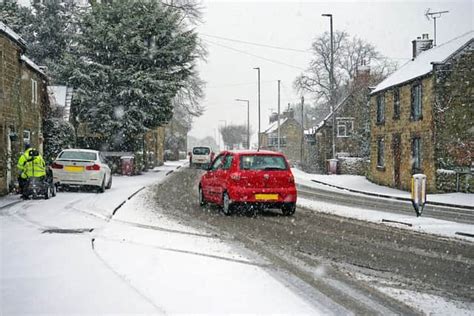 Derbyshire weather: Full New Year weekend weather forecast as snow set ...