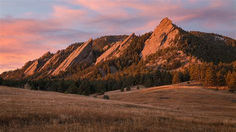 Wallpaper : landscape, sunrise, Colorado, Flatirons, nature, field, forest, USA 4183x2355 ...