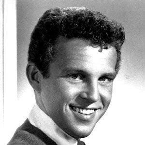 Bobby Vinton - Age, Family, Bio | Famous Birthdays