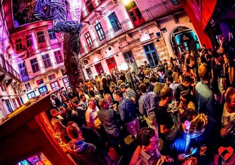 Top 10 best clubs of Budapest - Nightlife Budapest