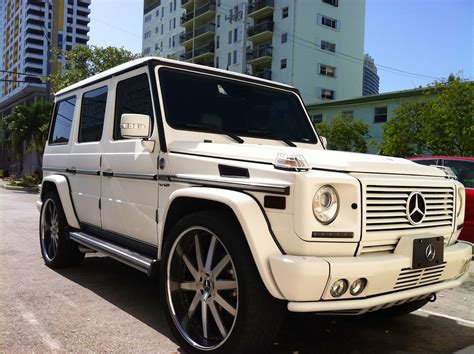 Exotic Cars on the Streets of Miami: White Mercedes G Wagon with custom ...