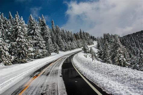 Infographic: Winter Driving Tips for Colorado Springs