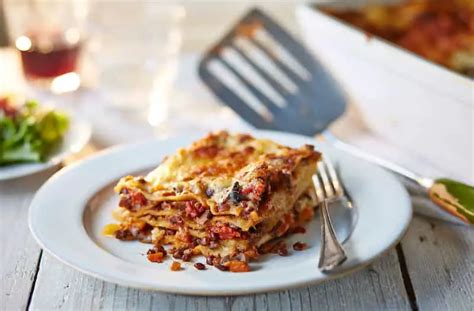 Mary Berry Vegetarian Lasagne Recipe 🍽️