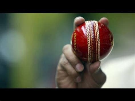 How To Hold A Cricket Ball For Fast Bowling! - YouTube