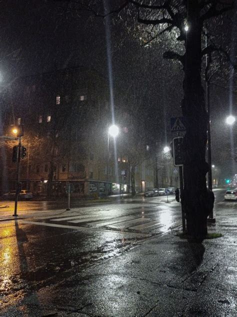 First snow | Rainy day pictures, Rainy street, Night aesthetic | Rainy ...