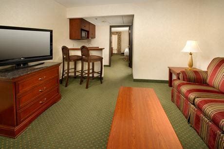 Drury Inn & Suites St. Louis Creve Coeur, 11980 Olive Blvd, Saint Louis ...