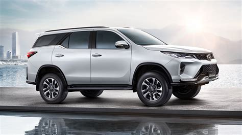 Toyota Updates Fortuner For 2023 | CarGuide.PH | Philippine Car News ...