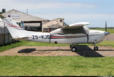 Cessna 210N Centurion II - | Aviation Photo #7450721 | Airliners.net