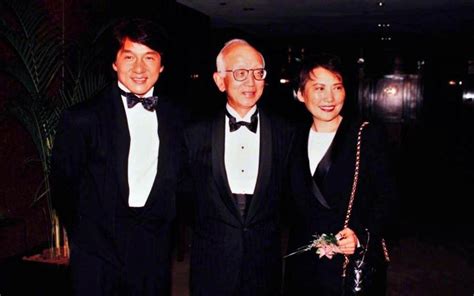 La réaction de Jackie Chan suite au décès de son ex-producteur Raymond Chow - Jackie Chan France