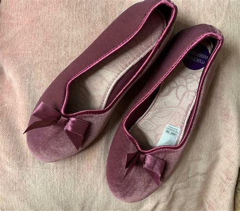 Brand new M&S ladies slippers - size 6 | in Croydon, London | Gumtree