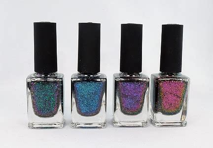 Royalty-Free photo: Lined-up six assorted-color nail polish bottles | PickPik