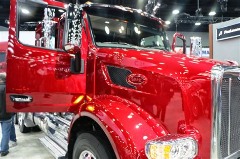 Peterbilt Paint Colors - Paint Color Ideas