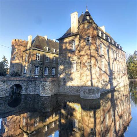 Braine Castle in Braine-le-château, Belgium (Google Maps)