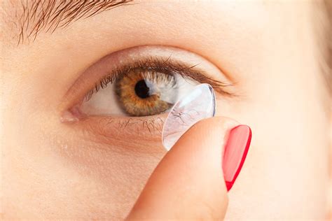 What Are The Various Types of Contact Lenses?