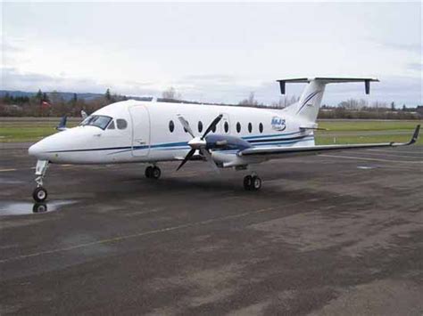 BEECHCRAFT 1900D Specifications, Cabin Dimensions, Performance