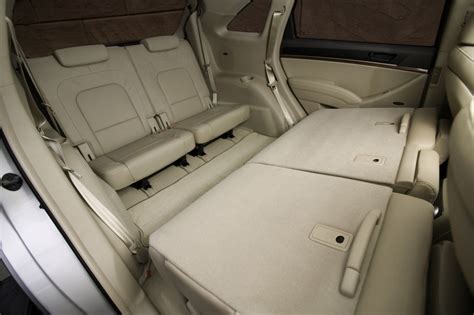 Hyundai VeraCruz Interior Room for Cargo - The Supercars - Car Reviews ...