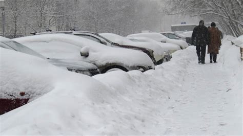 Moscow Receives Average Half Month's Snowfall in One Day