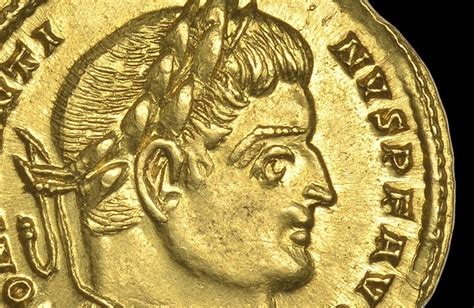 "Perfect" Roman gold coin found with metal detector after 1,700 years