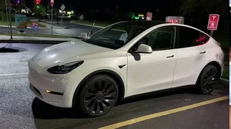 2021 Tesla Model Y Long Range AWD - Find My Electric