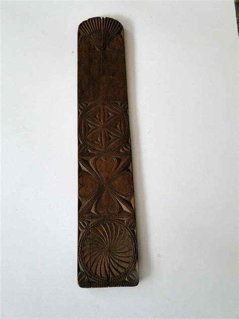 EARLY1800,AMERICAN LADIES WOOD CORSET BUSK W/CARVED HEART, SPIRALS,FOLK ART | eBay | Carved ...