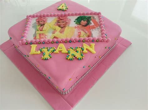 Nicki Minaj cake | Amazing cakes, Cake, Birthday cake