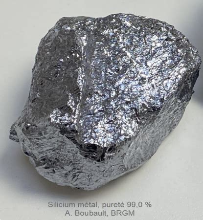 Le silicium : un élément chimique très abondant, un affinage ...