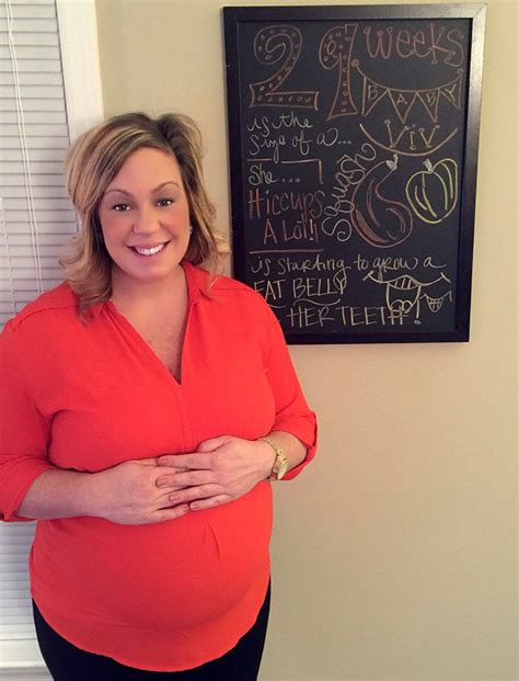 29 Week Baby Bump | Baby bump chalkboard, Baby bumps, Week