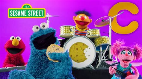 Elmo & Friends Sing Cookie Monster Songs! | Sesame Street Best Friends ...