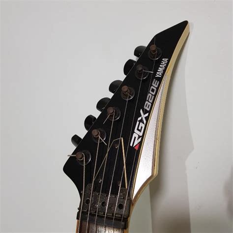 Yamaha RGX 820, Hobbies & Toys, Music & Media, Musical Instruments on Carousell