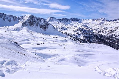 Grandvalira • Ski Holiday • Reviews • Skiing