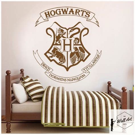 Harry Potter Hogwarts Crest Wall Sticker | Harry potter wall stickers ...