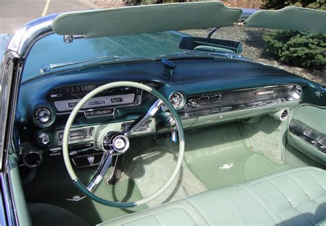 1960 CADILLAC ELDORADO BIARRITZ CONVERTIBLE - Interior - 97449