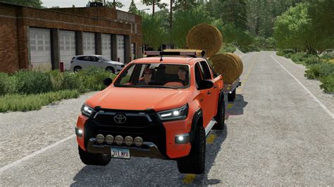 Toyota Hilux Invincible 21 v1.0 FS22 Mod | Farming Simulator 22 Mod