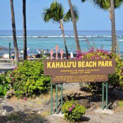 Kahaluu Beach Park, Kailua-Kona - Hawaii Beaches