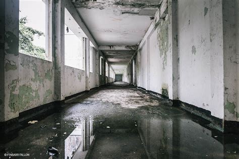 Abandoned Singapore: Old Changi Hospital - Finbarr Fallon