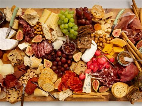 An Essential Guide to a Building Charcuterie Board — Charcuterie Board Ideas | Cooking School ...