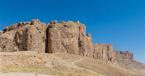 Tomb of Xerxes I in Marvdasht County | Sygic Travel