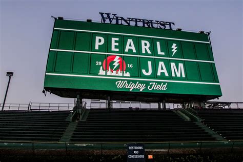 Pearl Jam Returns to Wrigley Field: The 10 Best Moments