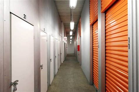 Chicago, IL, Self-Storage Units Near 1129 N Wells Street | Public Storage®