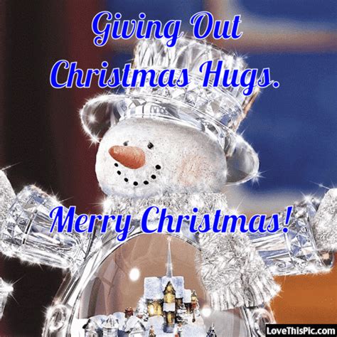 Giving Out Christmas Hugs Merry Christmas Pictures, Photos, and Images for Facebook, Tumblr ...