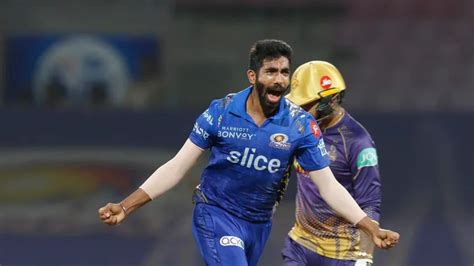 IPL 2022: Jasprit Bumrah Stuns KKR With a Magical Spell, Bowls a Triple ...