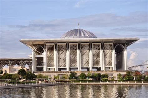 Detail Gambar Kubah Masjid Putih Bening Koleksi Nomer 21