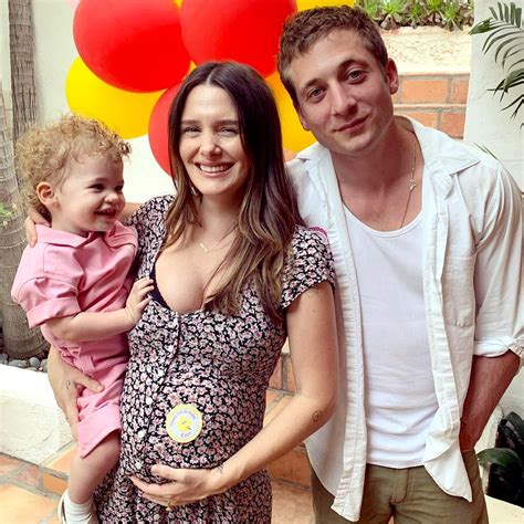 Jeremy Allen White Welcomes Baby No. 2 With Addison Timlin