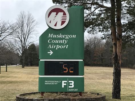 Smaller planes, more flights to Chicago coming to Muskegon airport ...