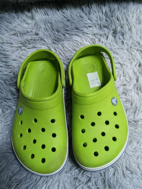 Crocs Neona Green Clog Shoes, Women's Fashion, Footwear, Slippers and slides on Carousell