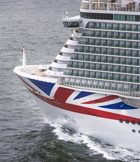 The newest P&O Cruises ship - Iona - arrives in Southampton - The Cruise Blogger | Cruise Blog